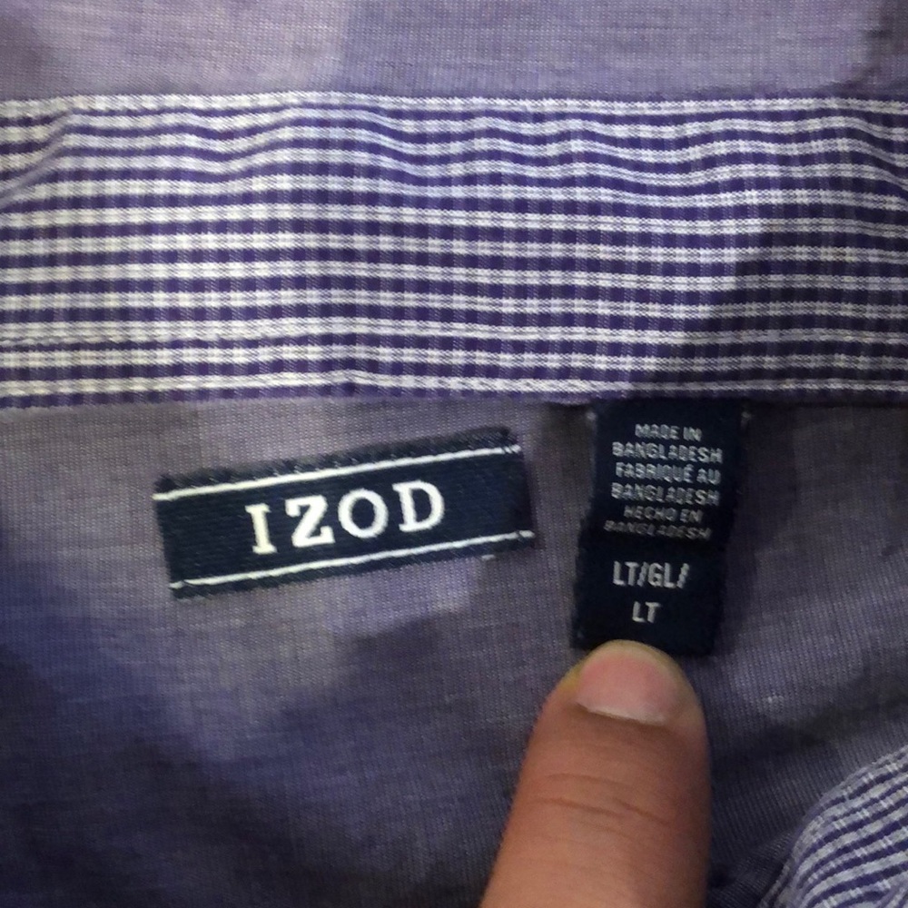 IZOD button down - Picture 2 of 3